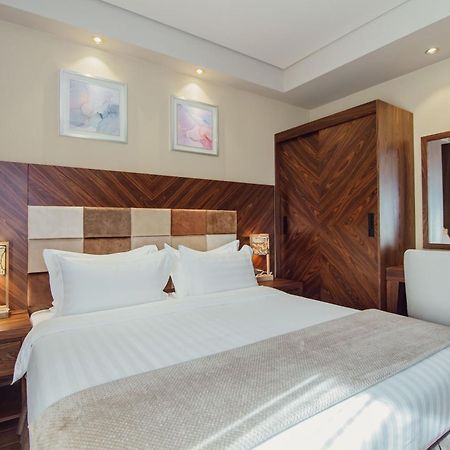 Dreamland Oasis Aparthotel Кобулети Екстериор снимка
