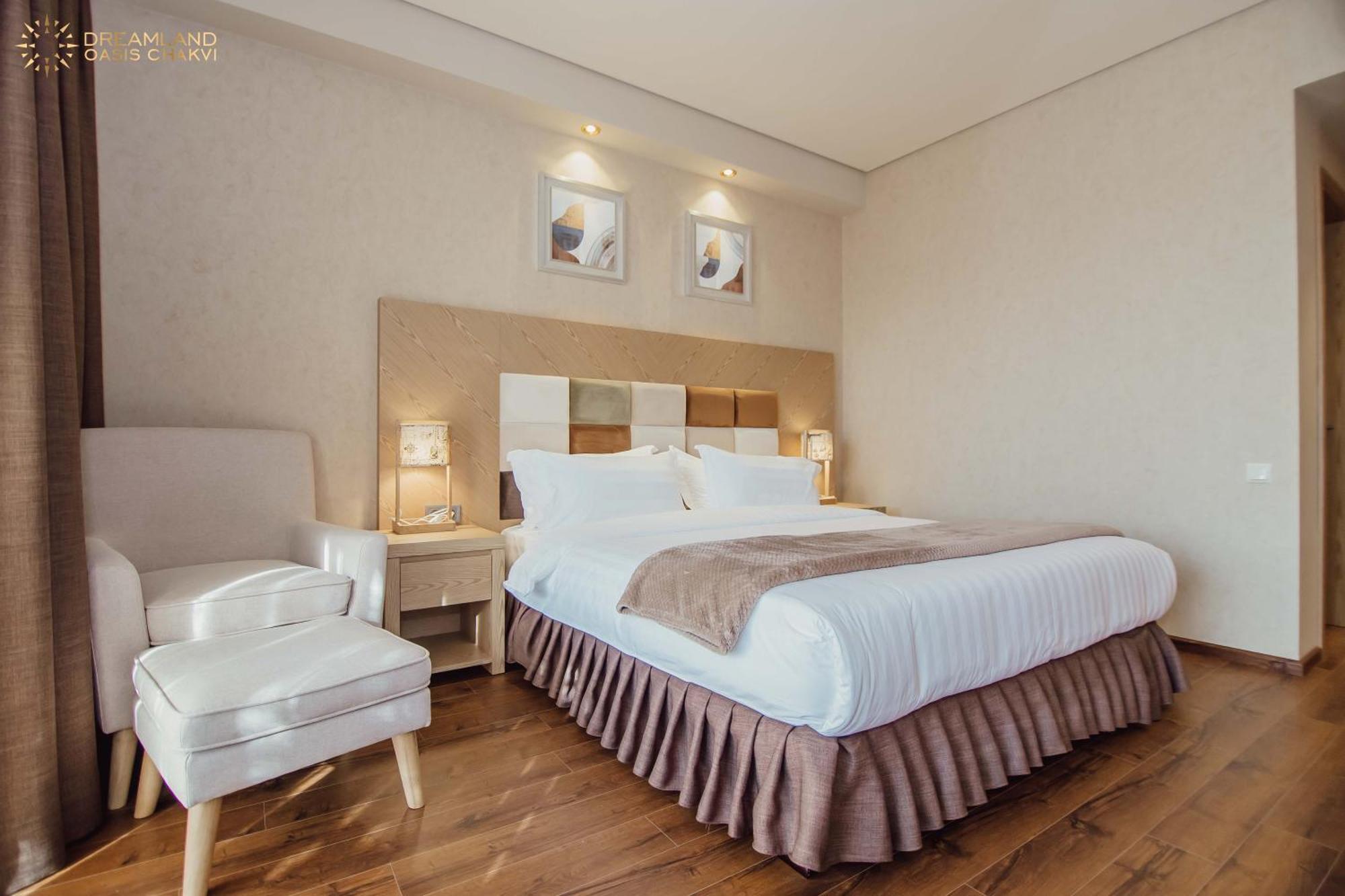 Dreamland Oasis Aparthotel Кобулети Екстериор снимка