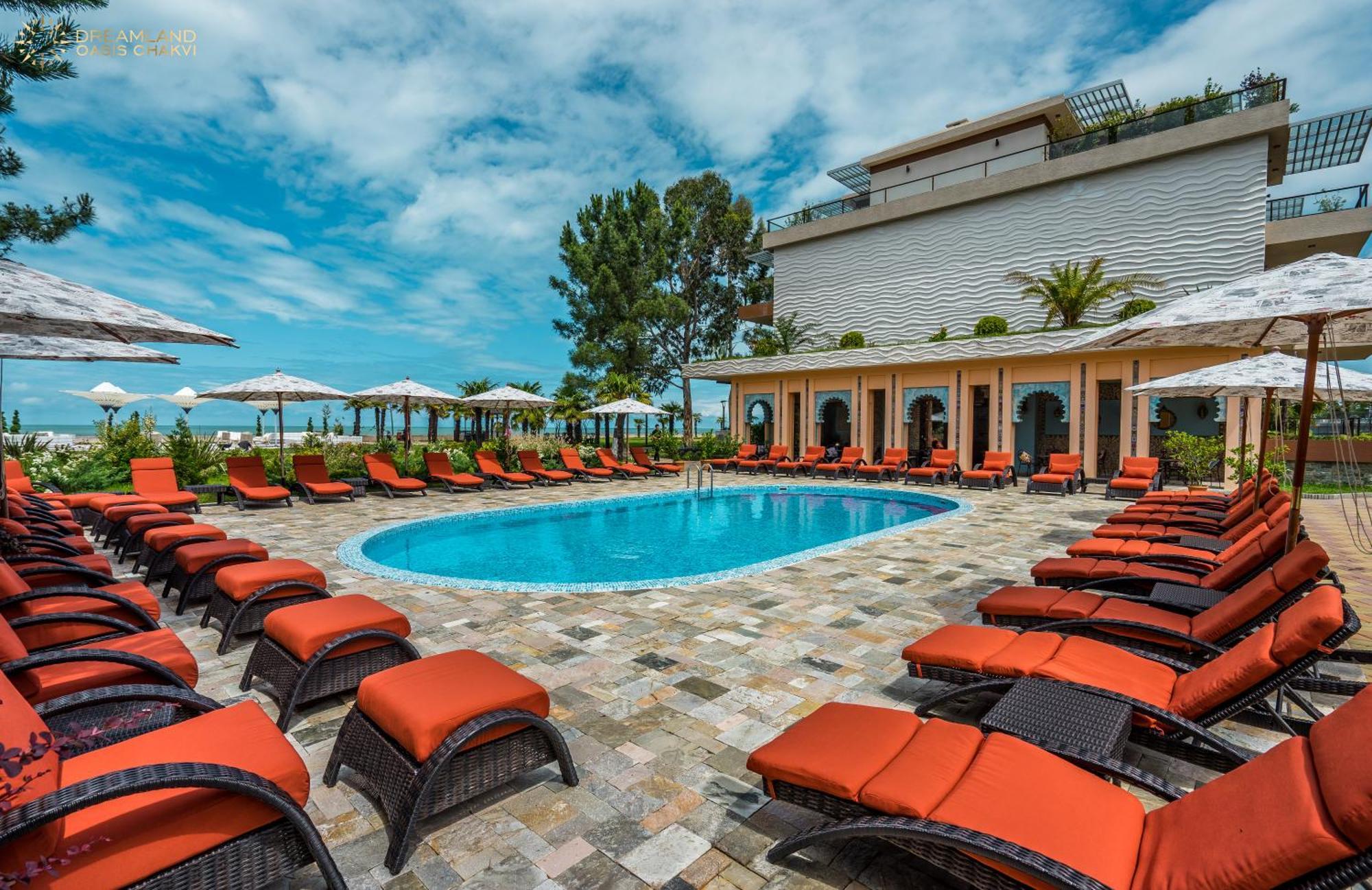 Dreamland Oasis Aparthotel Кобулети Екстериор снимка